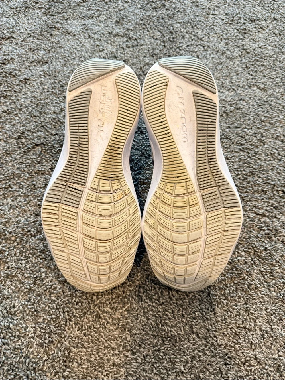 Size 5.5M/7W - Nike Women's Zoom Winflo 8 Gray Violet Shock Shoes - CW3421-102